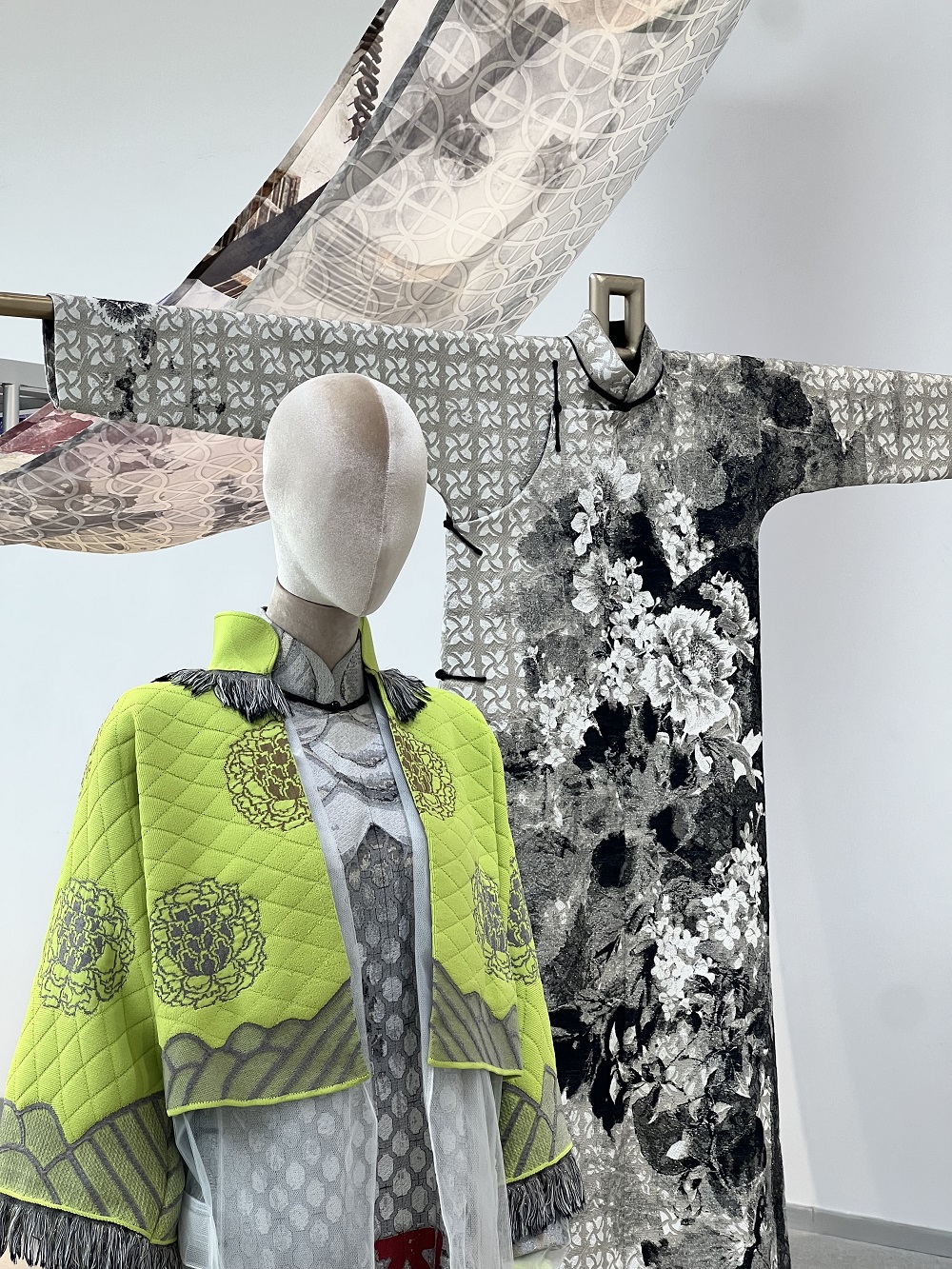 Connecting Thousands of Homes - Public Housing Estates