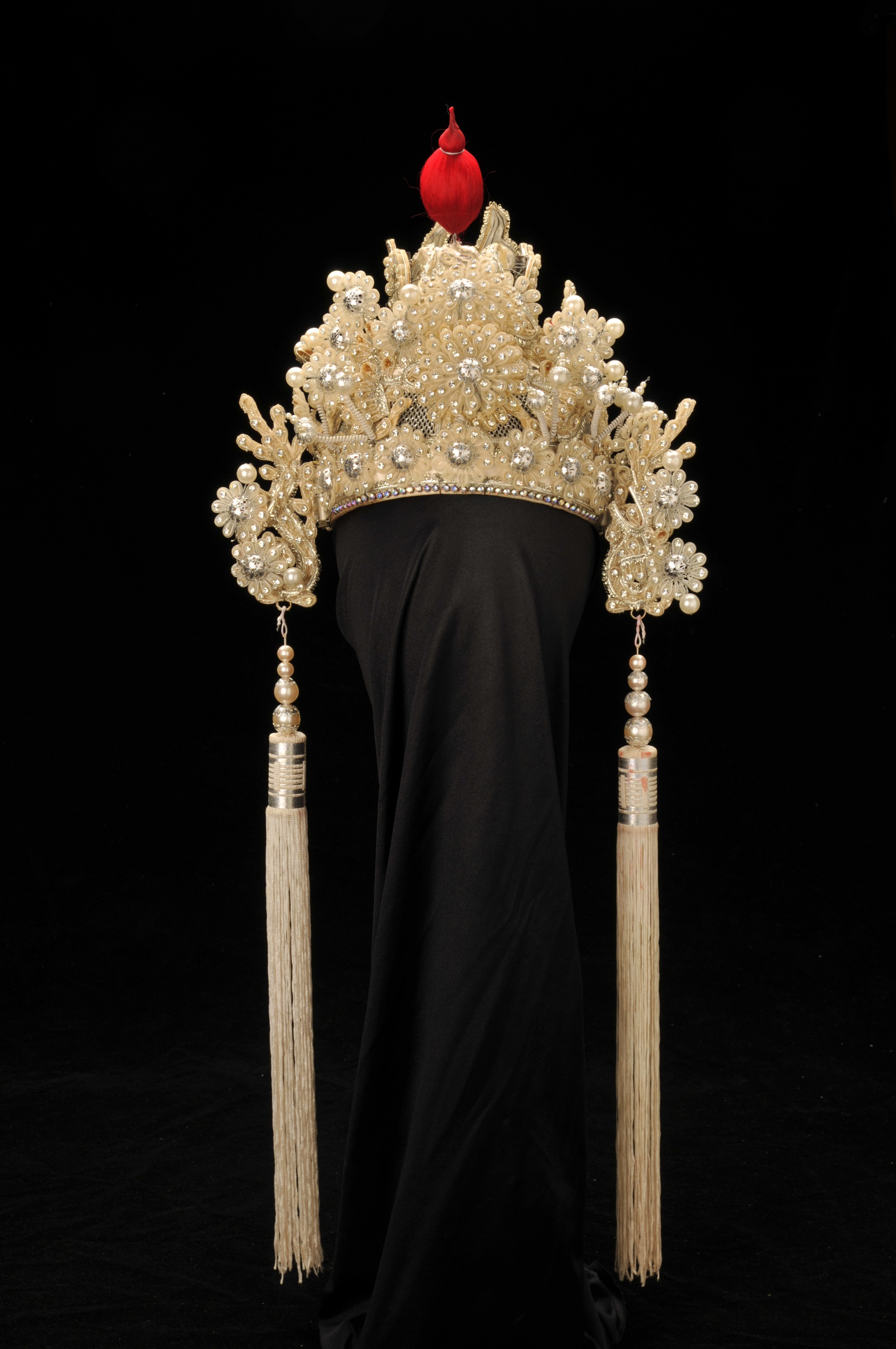 尼龙托镶石帅盔